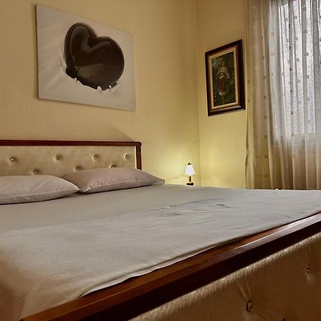 Grande House Leilighet Tiranë Eksteriør bilde
