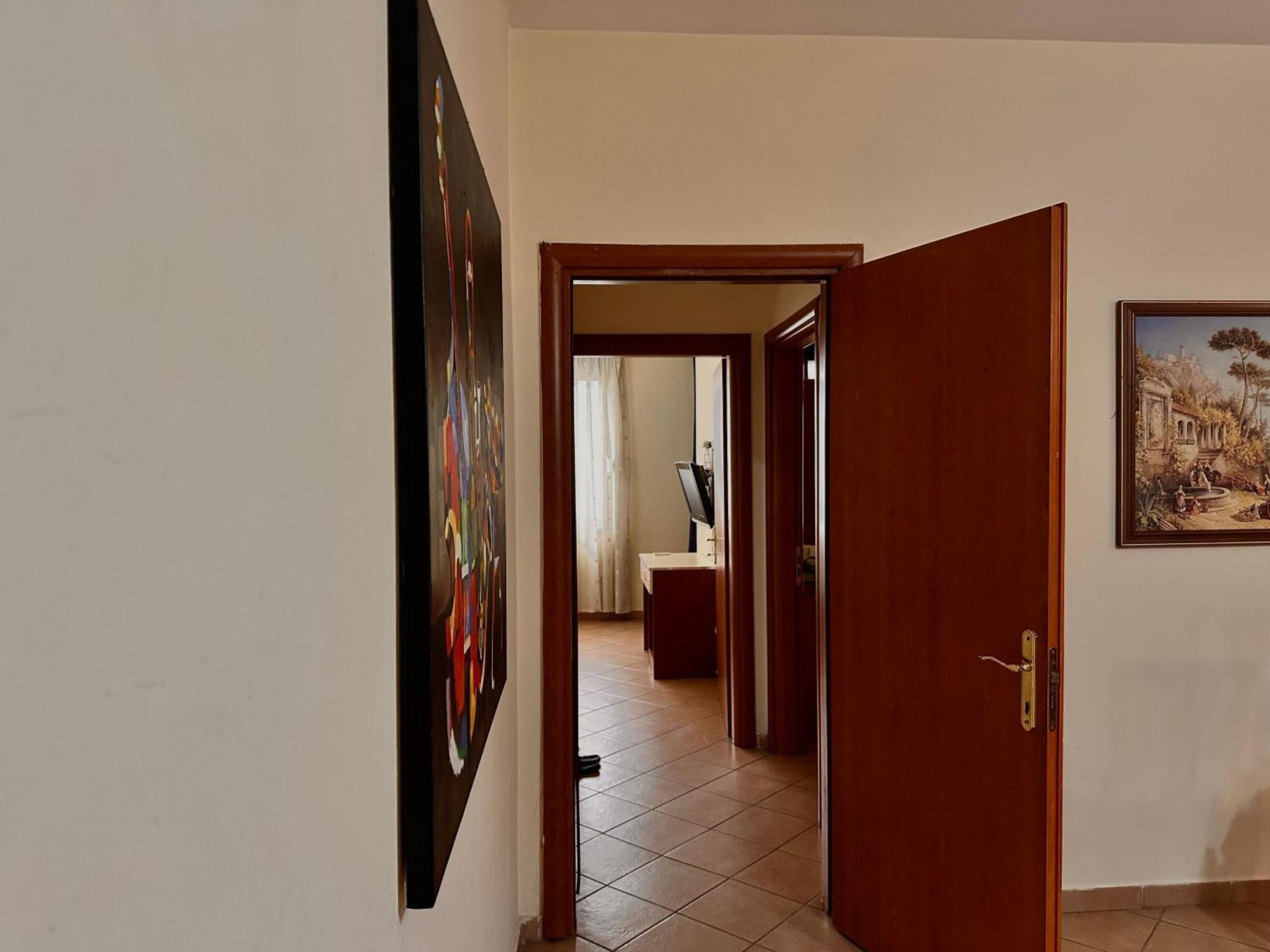 Grande House Leilighet Tiranë Eksteriør bilde