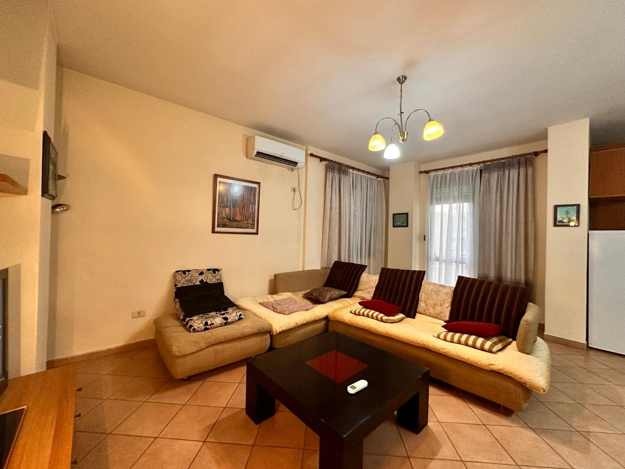 Grande House Leilighet Tiranë Eksteriør bilde